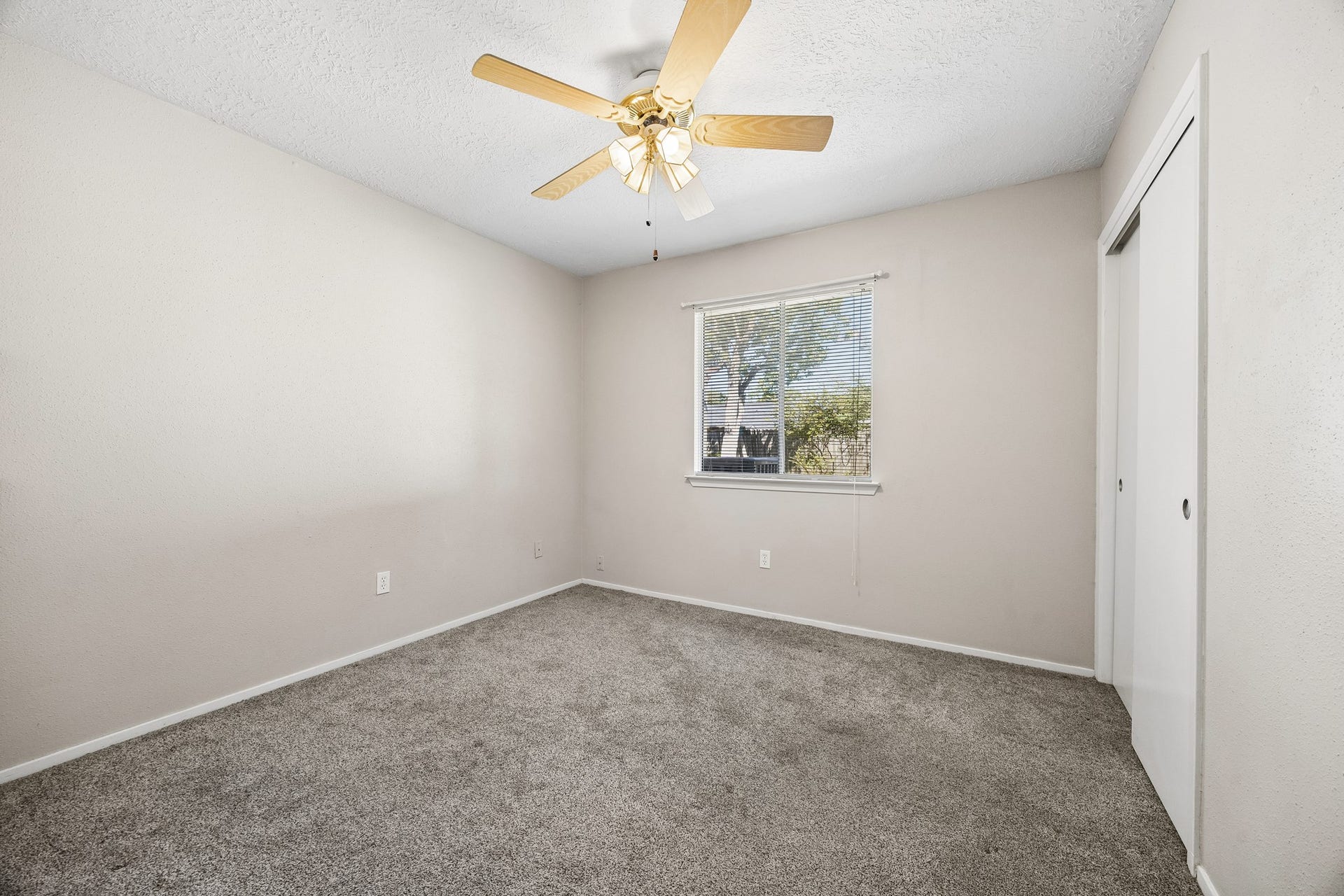 2514 Ewell Drive, League City, TX 77573 2514 Ewell Drive, League City, TX 77573