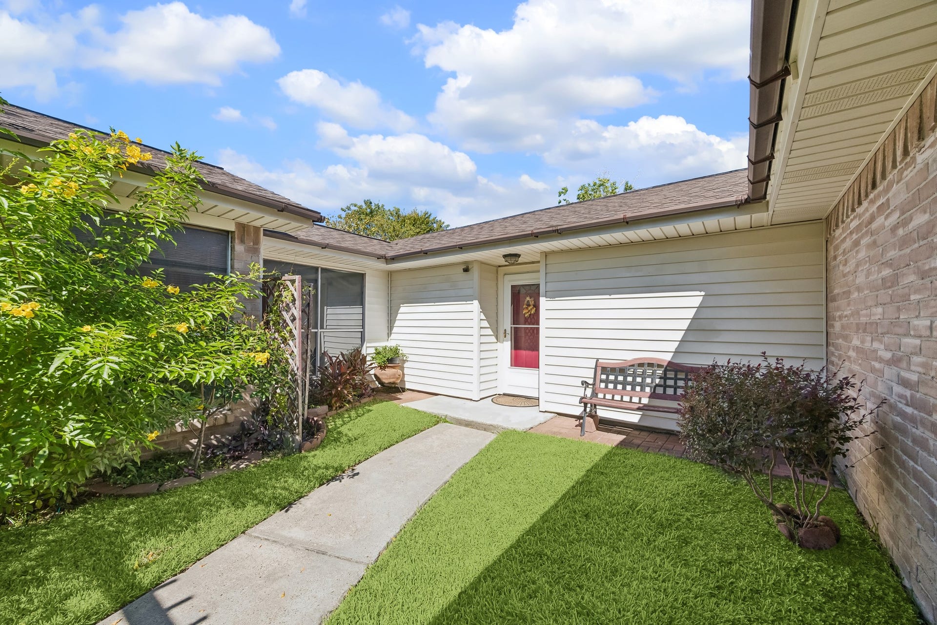 2514 Ewell Drive, League City, TX 77573 2514 Ewell Drive, League City, TX 77573
