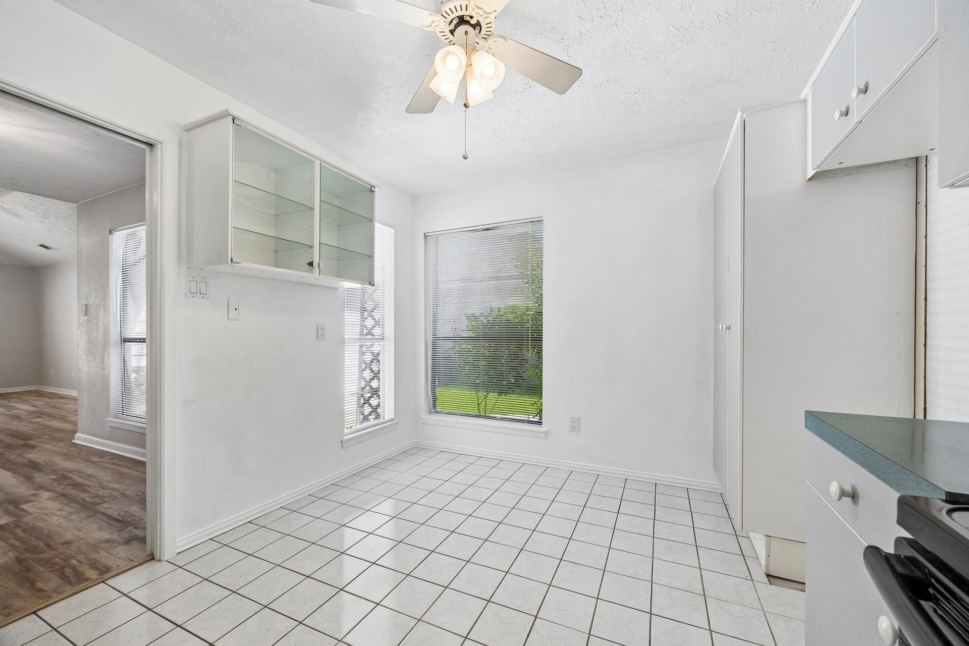 2514 Ewell Drive, League City, TX 77573 2514 Ewell Drive, League City, TX 77573