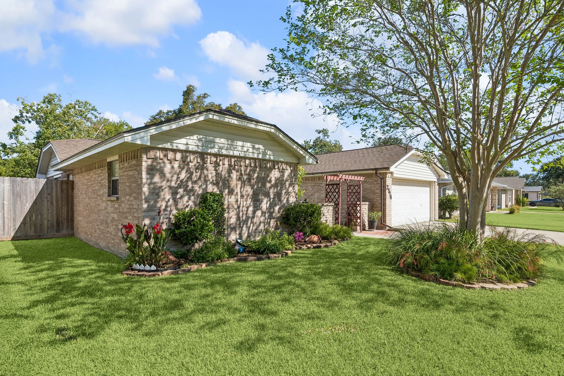 2514 Ewell Drive, League City, TX 77573 2514 Ewell Drive, League City, TX 77573