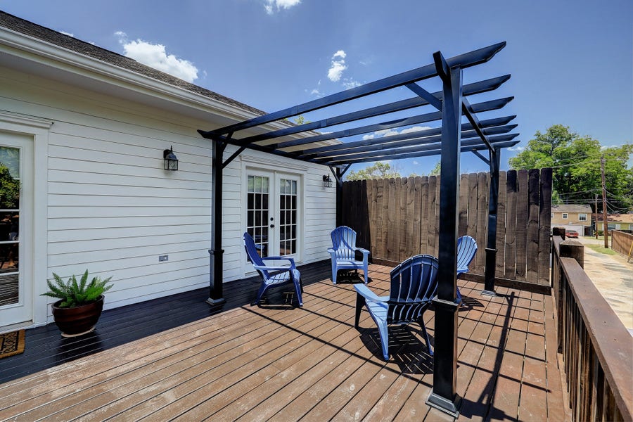 Property photo for 611 East 20th Street, #Upper, Houston, TX