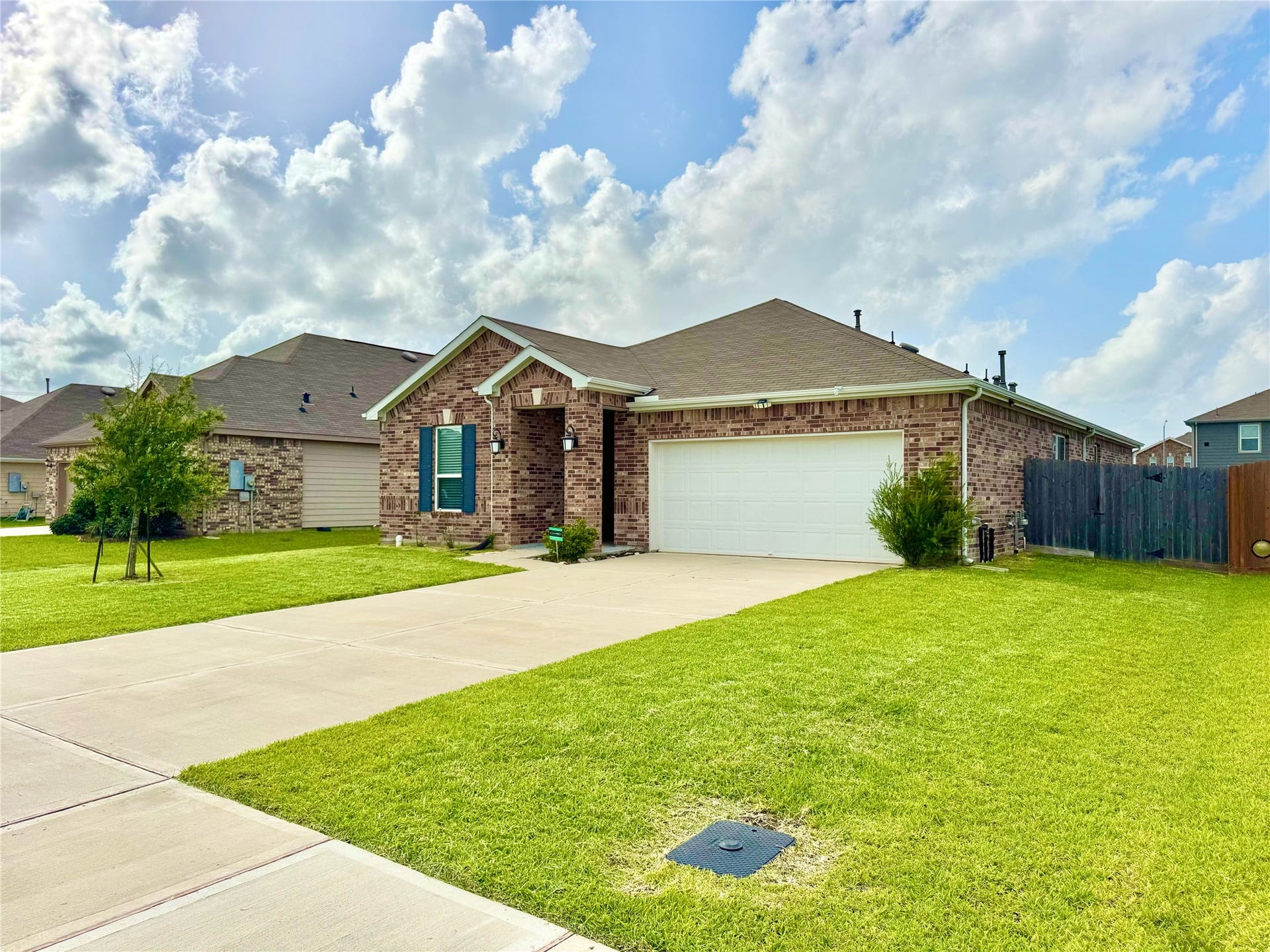 1023 Valley Crest Lane, La Marque, TX 77568 1023 Valley Crest Lane, La Marque, TX 77568
