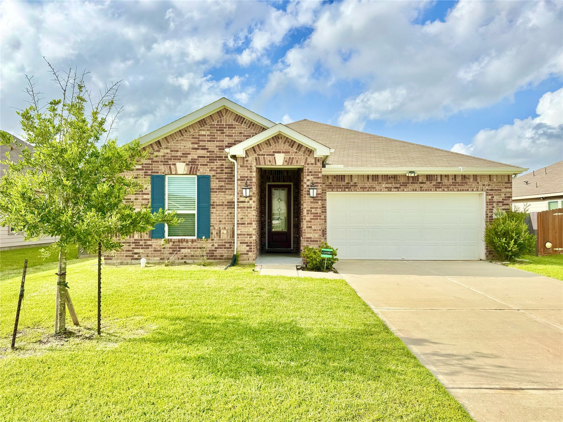 1023 Valley Crest Lane, La Marque, TX 77568 1023 Valley Crest Lane, La Marque, TX 77568