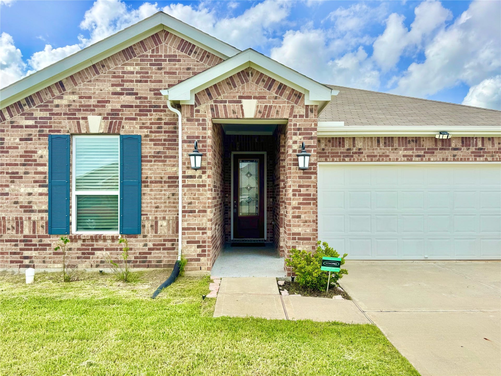 1023 Valley Crest Lane, La Marque, TX 77568 1023 Valley Crest Lane, La Marque, TX 77568