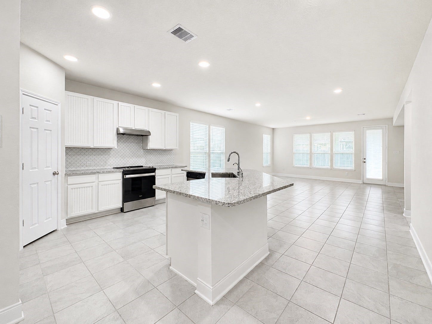 1023 Valley Crest Lane, La Marque, TX 77568 1023 Valley Crest Lane, La Marque, TX 77568
