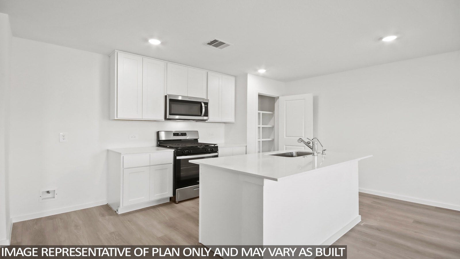 645 Iron Horse Drive, Conroe, TX 77303 645 Iron Horse Drive, Conroe, TX 77303