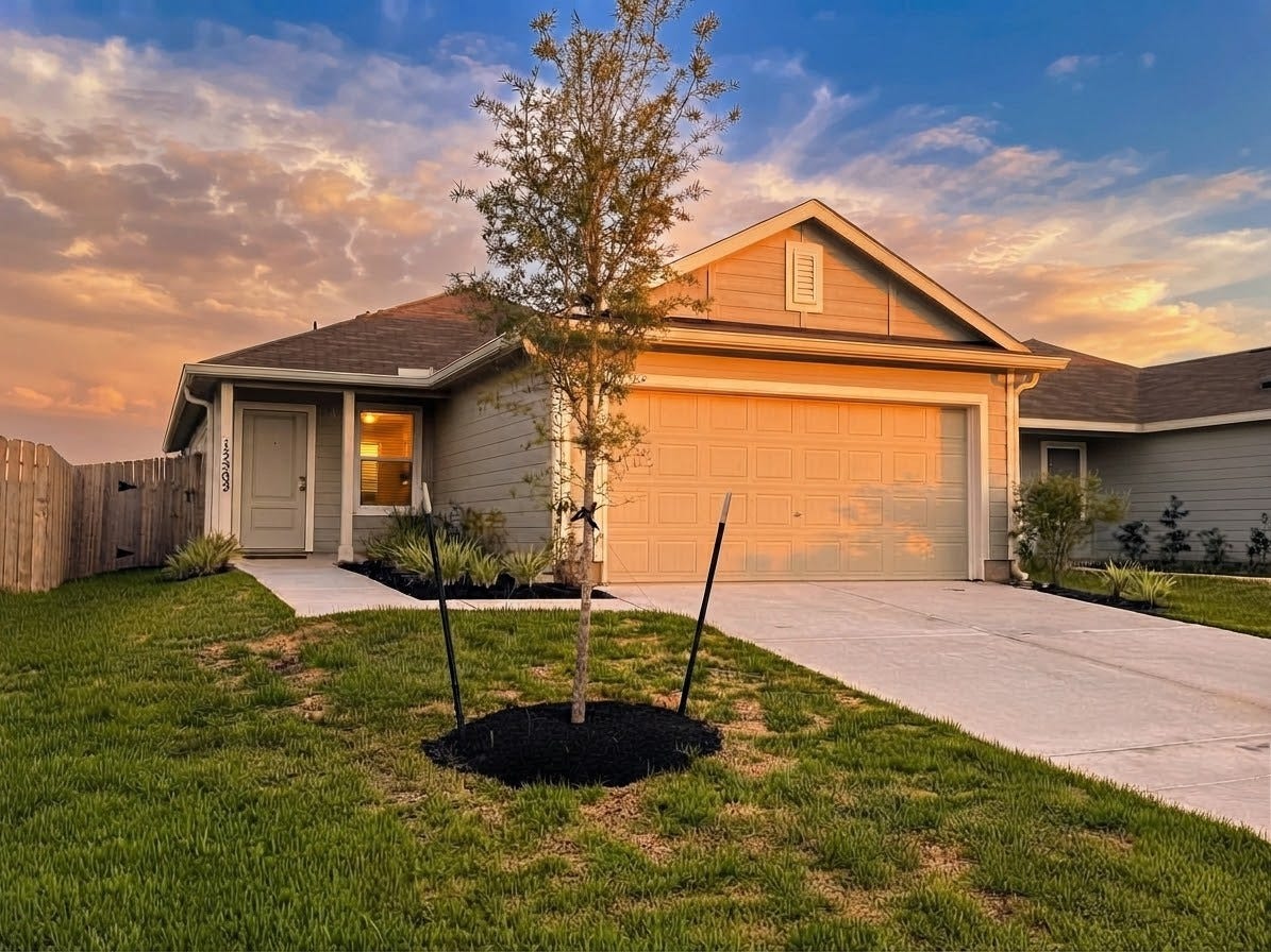 12502 Mountain Daisy Road, Houston, TX 77038 12502 Mountain Daisy Road, Houston, TX 77038
