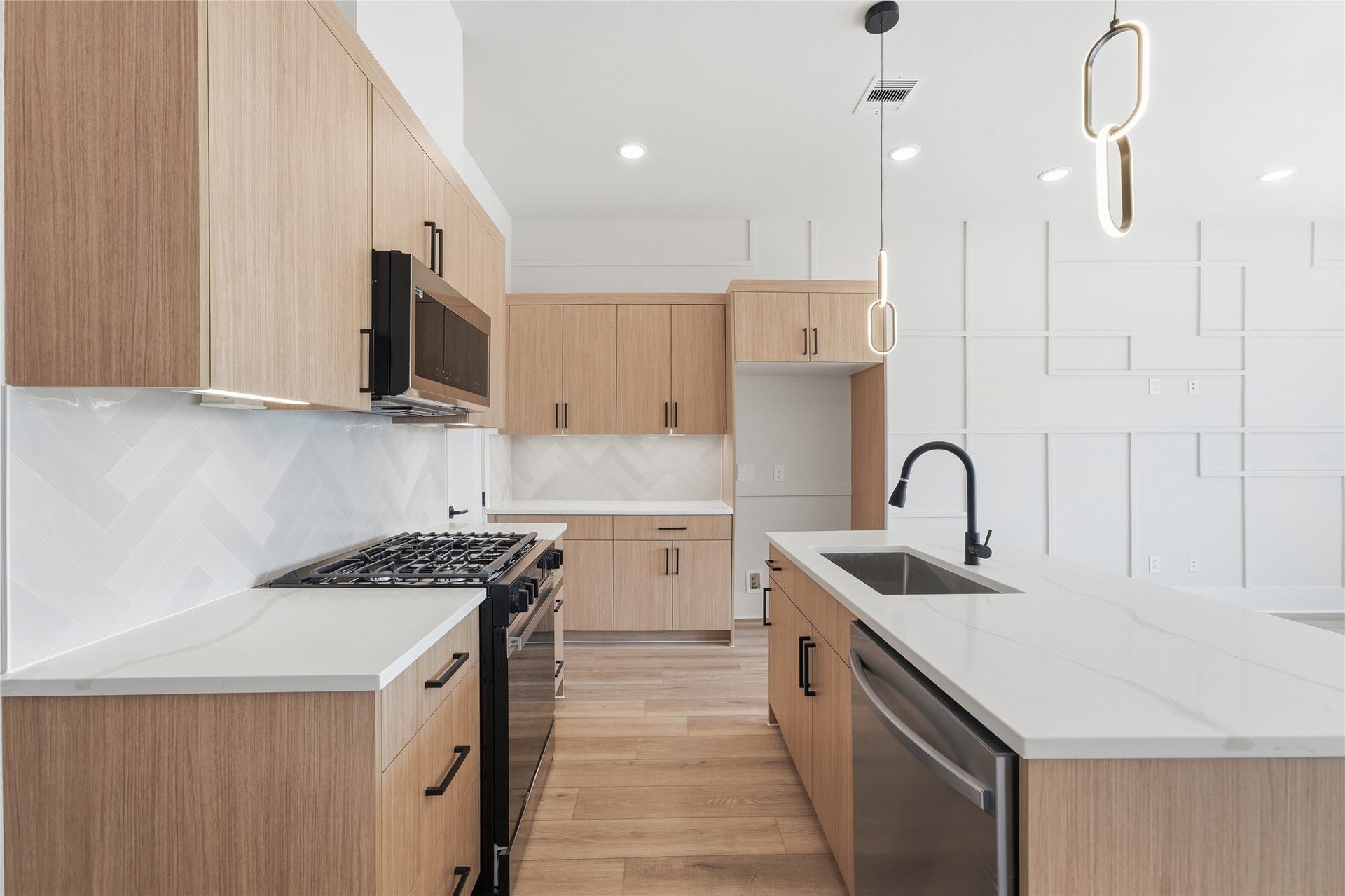 5308 Jesselton Lane, Houston, TX 77091 5308 Jesselton Lane, Houston, TX 77091