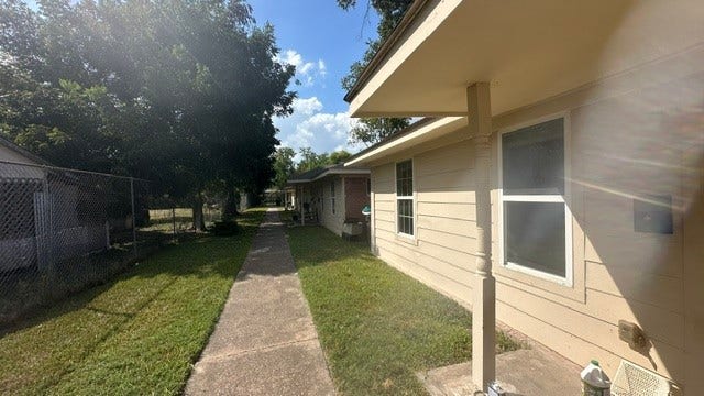 4905 Kashmere Street, #B, Houston, TX 77026 4905 Kashmere Street, #B, Houston, TX 77026
