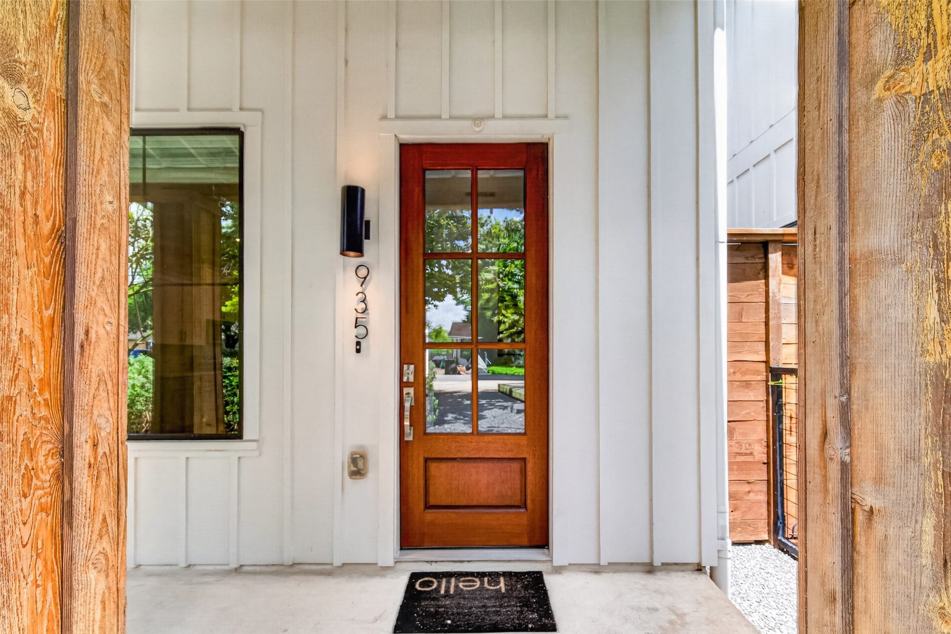 935 Bunton Street, Houston, TX 77009 935 Bunton Street, Houston, TX 77009