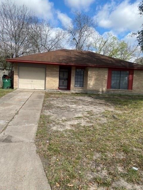 Property photo for 5814 Mackinaw Rd, Houston, TX