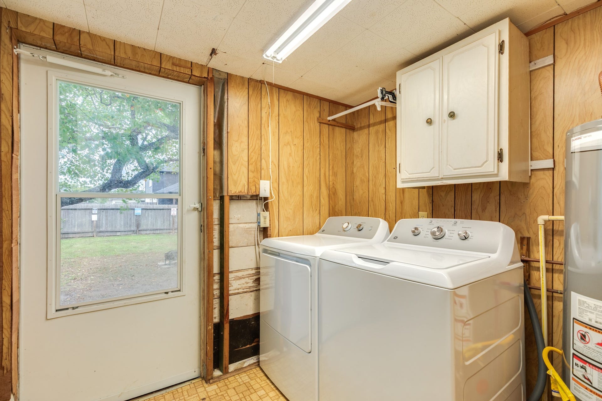 7414 Stewart Street, Hitchcock, TX 77563 7414 Stewart Street, Hitchcock, TX 77563