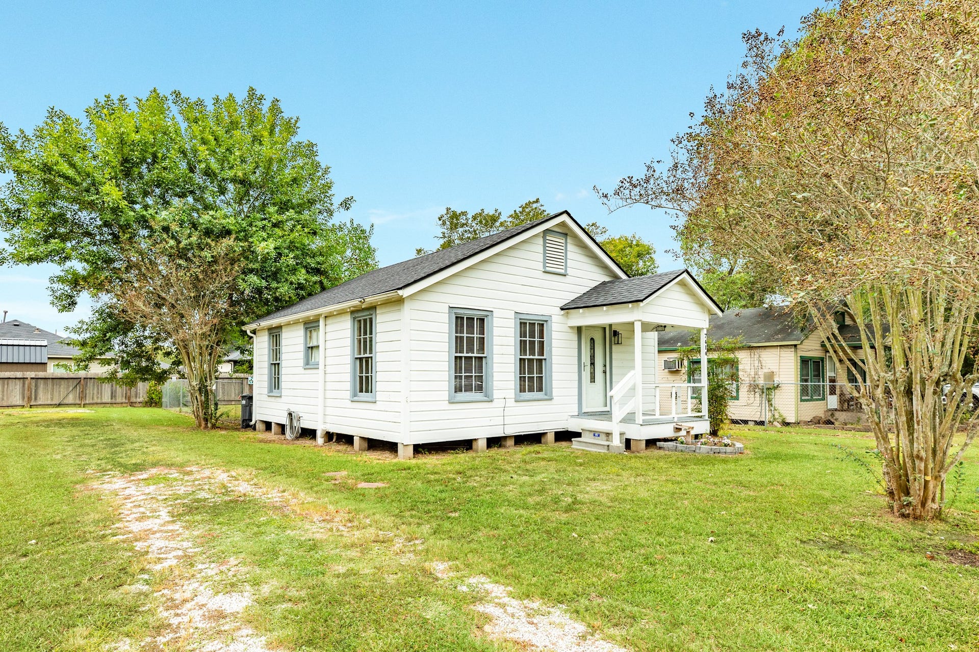 7414 Stewart Street, Hitchcock, TX 77563 7414 Stewart Street, Hitchcock, TX 77563