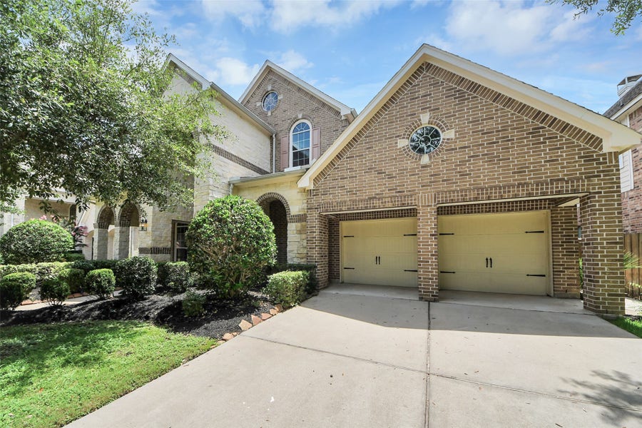 Property photo for 1715 Gladden Way, Sugar Land, TX