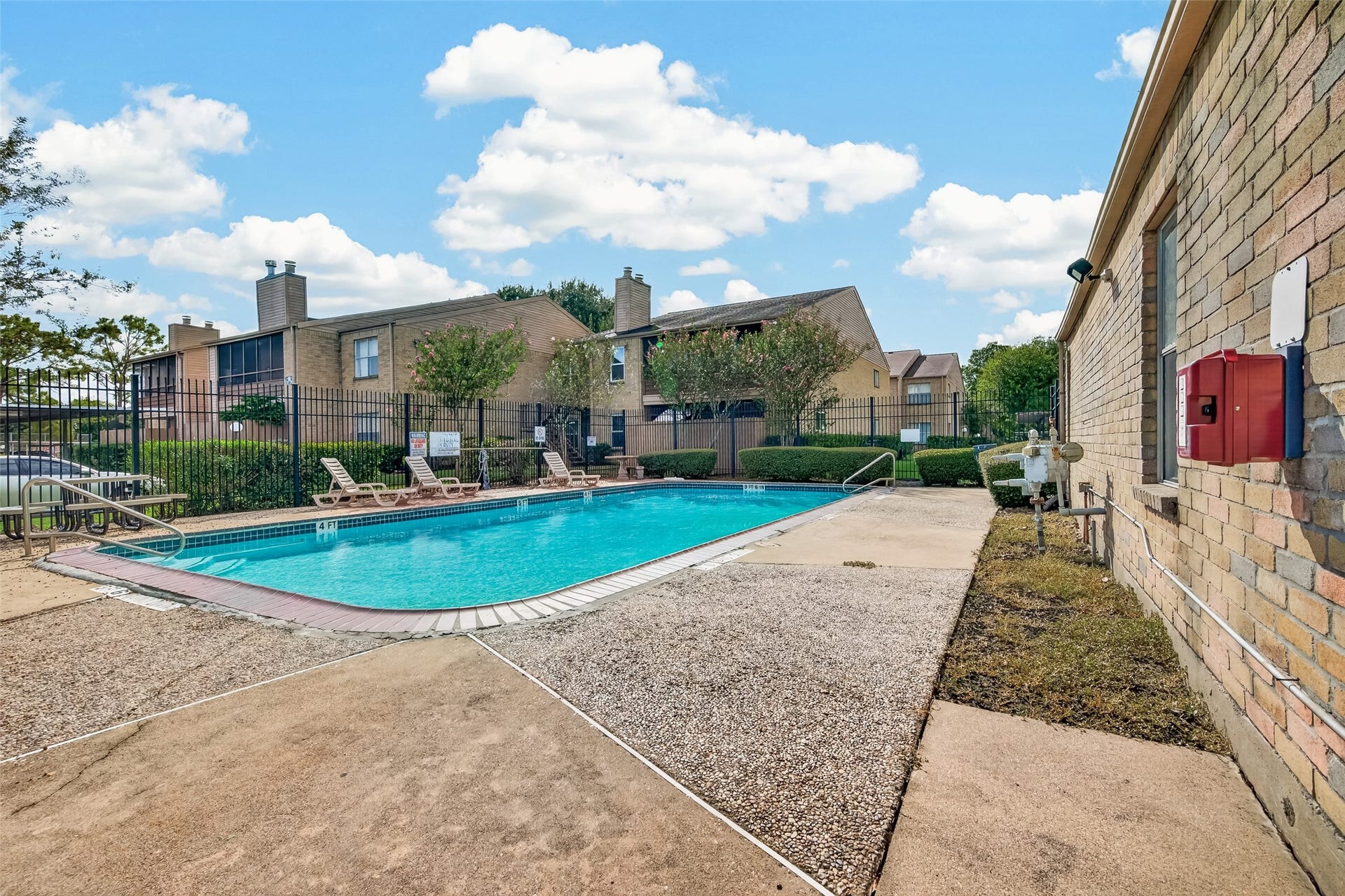 10555 Turtlewood Court, #1006, Houston, TX 77072 10555 Turtlewood Court, #1006, Houston, TX 77072