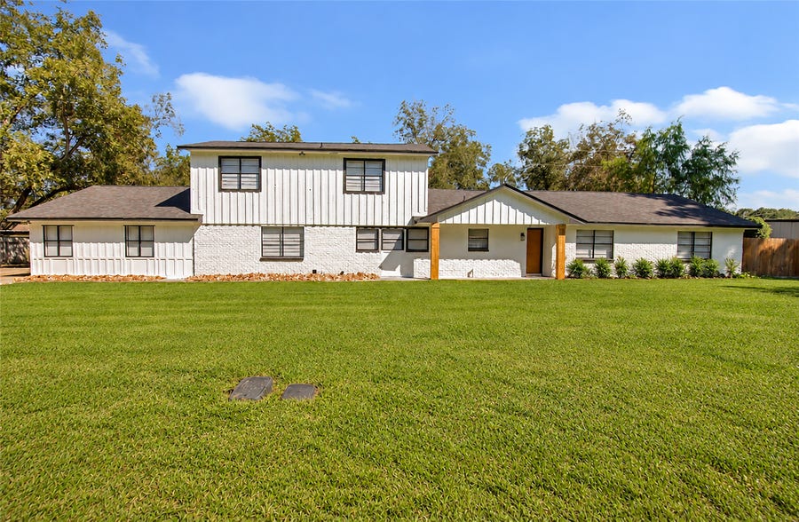 Property photo for 1122 Desirable Lane, Huffman, TX