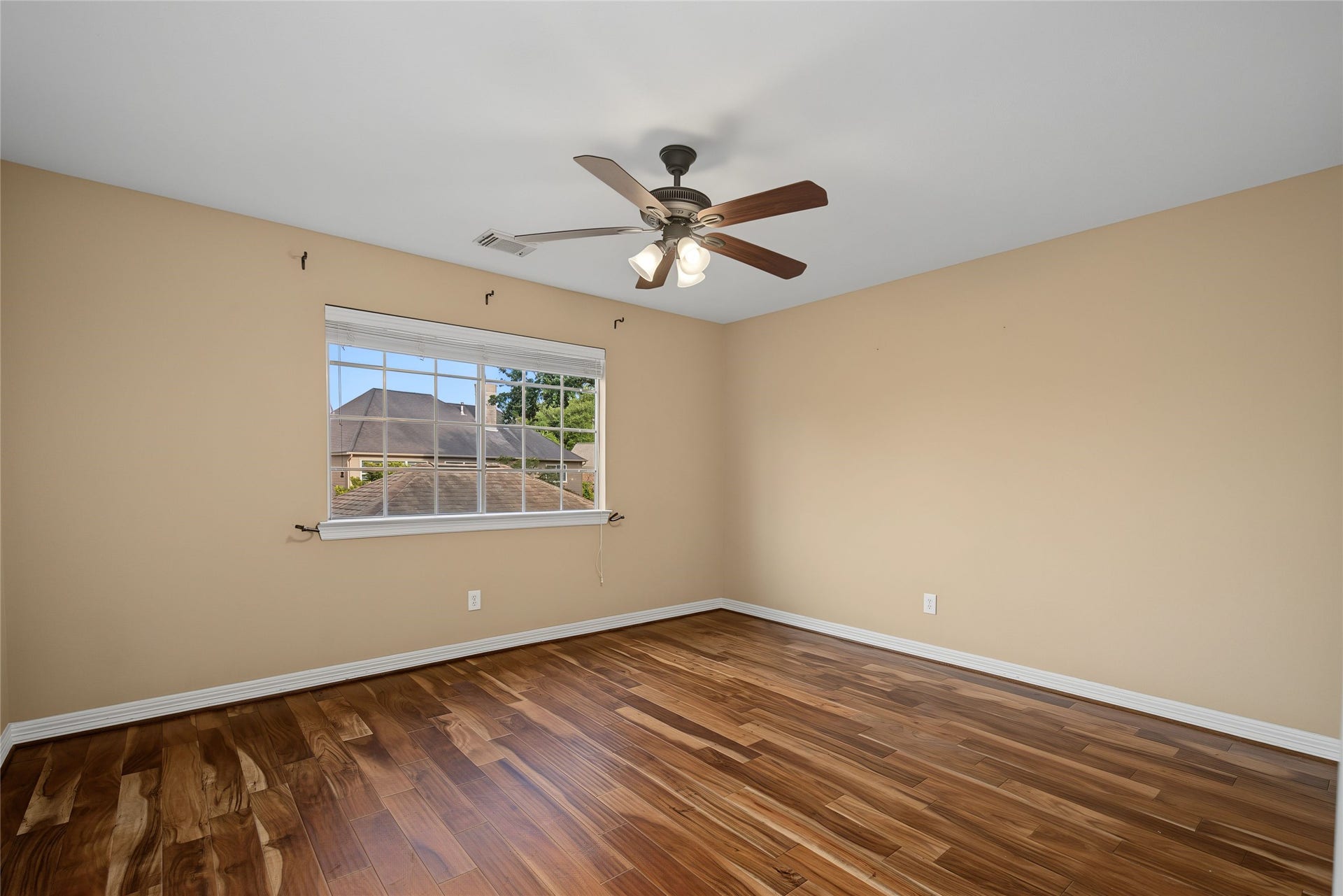 4802 Yorkshire Street, Sugar Land, TX 77479