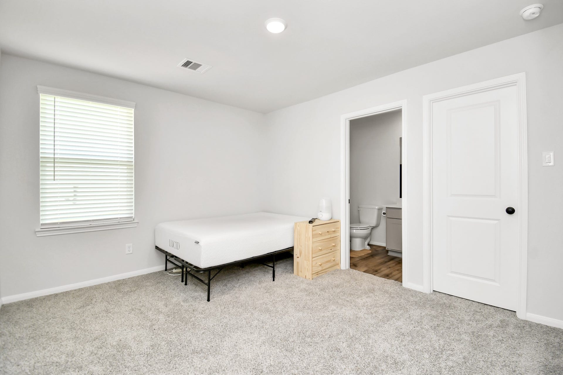 2569 Malibu Glen Drive, Katy, TX 77493
