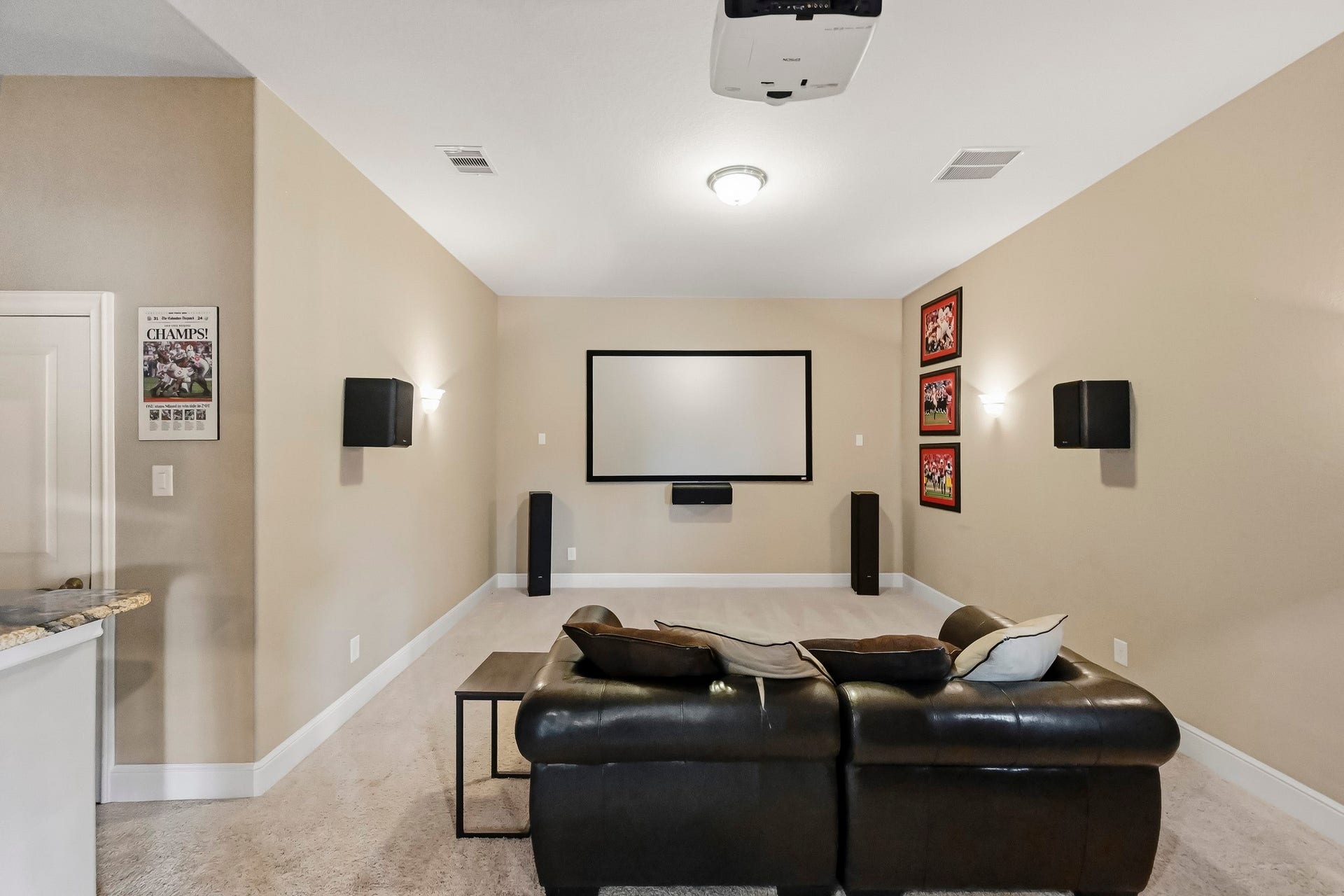 2 Turin Turn Drive, Missouri City, TX 77459 2nd floor batthroom
