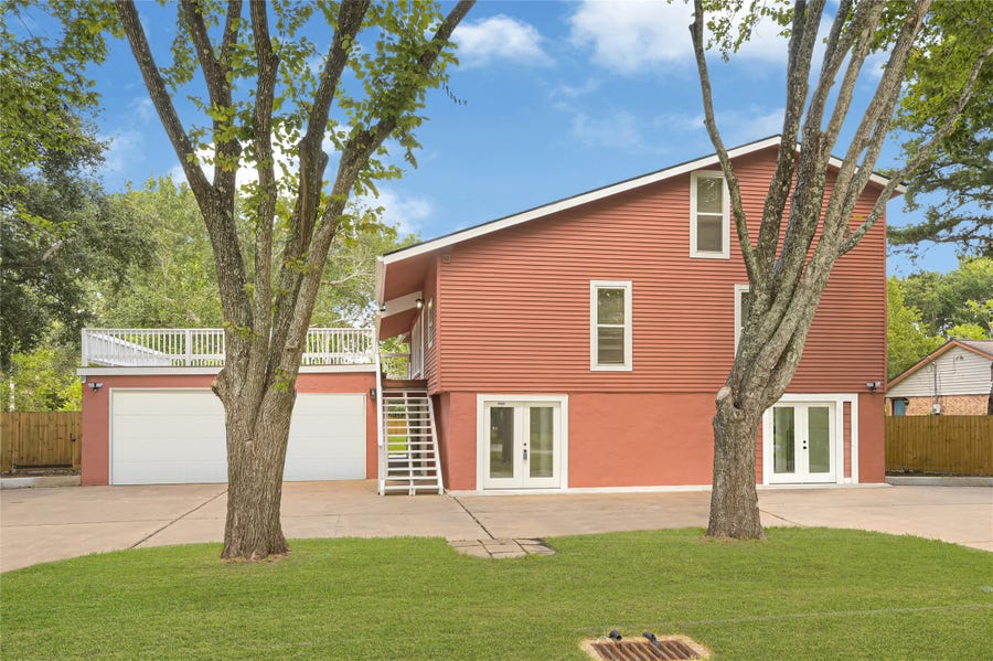 Property photo for 3302 Prairie Drive, Dickinson, TX