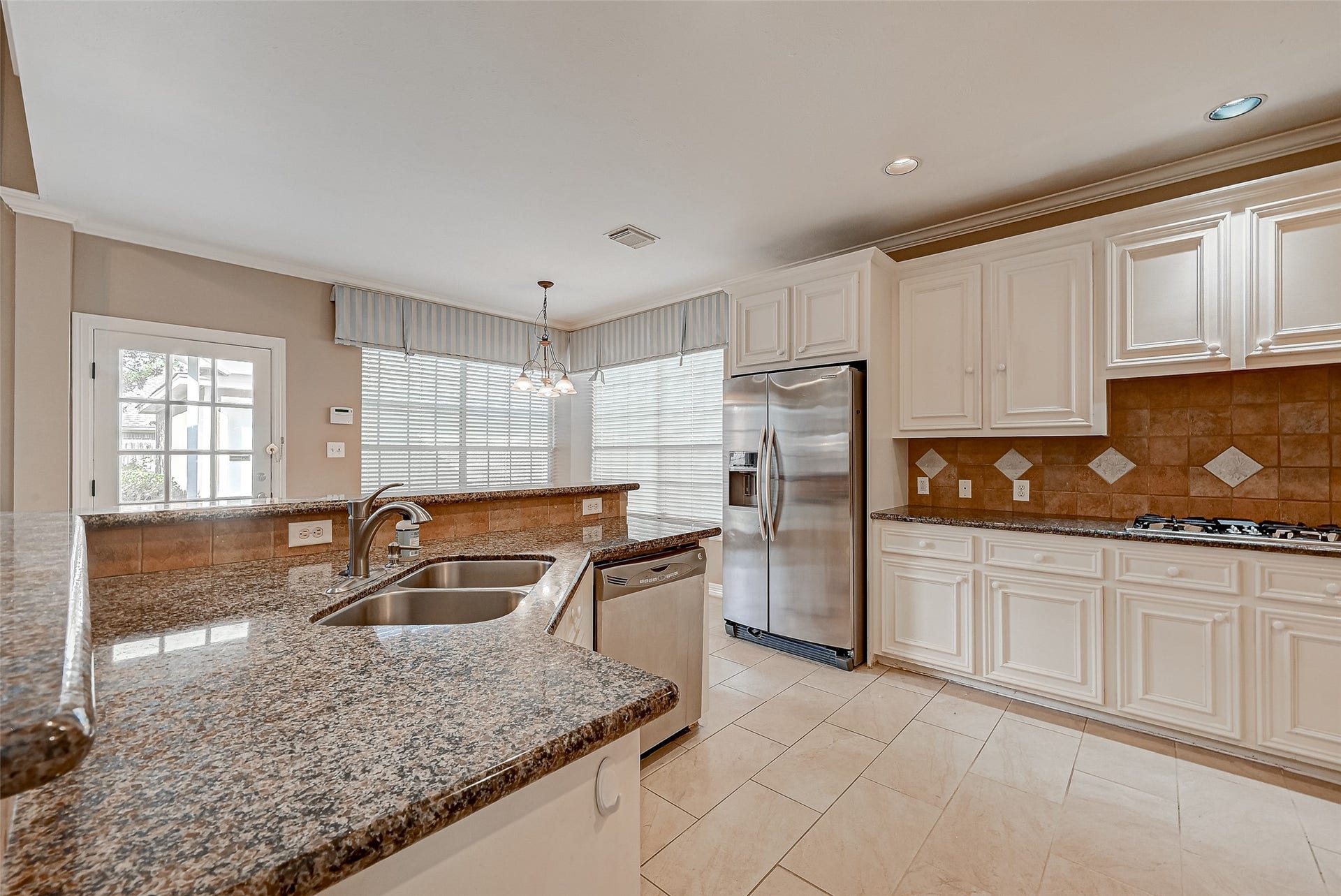 1838 Northshore Drive, Missouri City, TX 77459 1838 Northshore Drive, Missouri City, TX 77459
