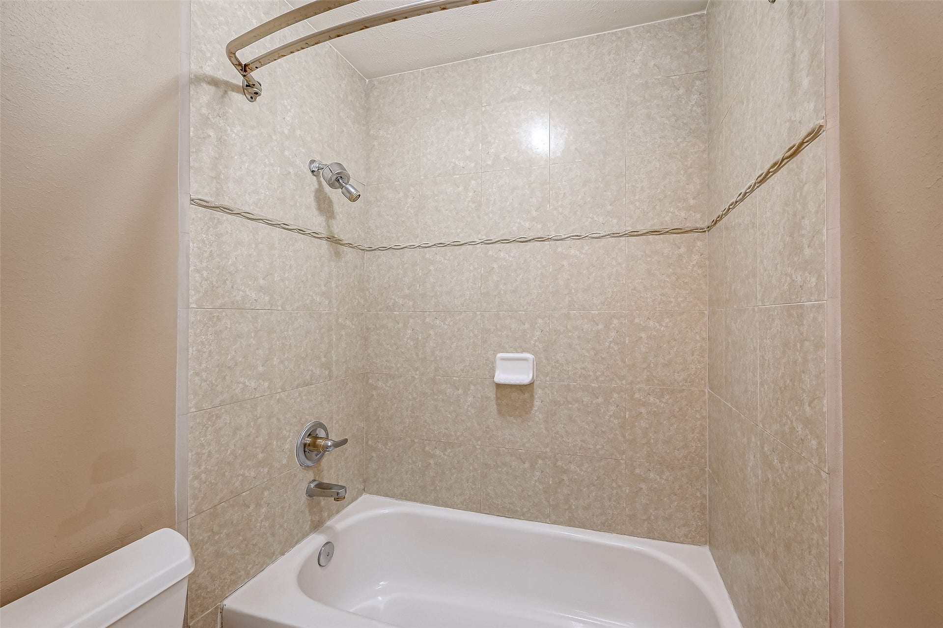 1838 Northshore Drive, Missouri City, TX 77459 1838 Northshore Drive, Missouri City, TX 77459