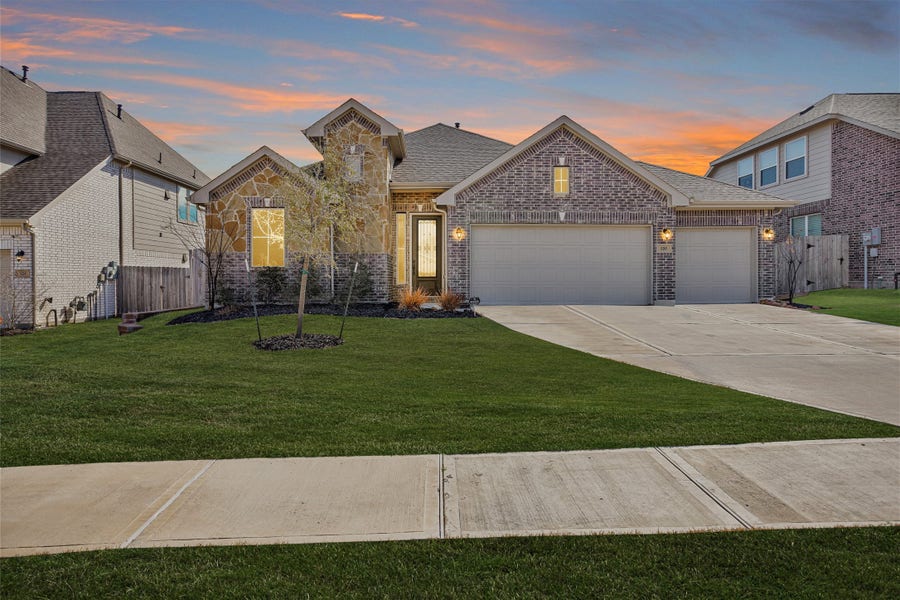 Property photo for 120 Dina Lane, Montgomery, TX