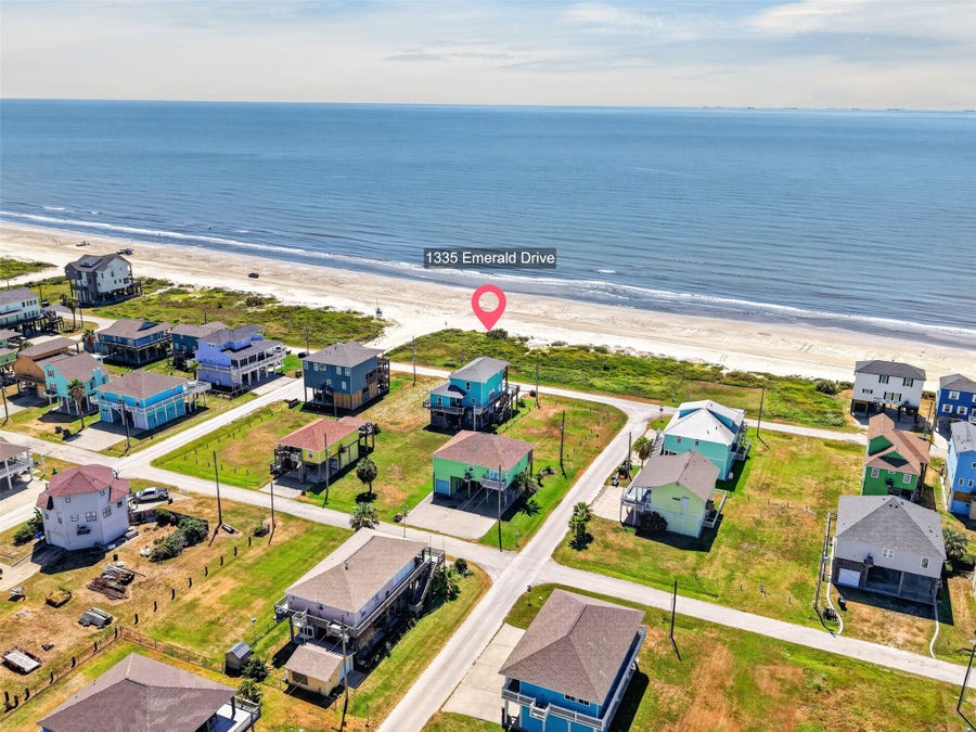 Property photo for 1335 Emerald Drive, Crystal Beach, TX