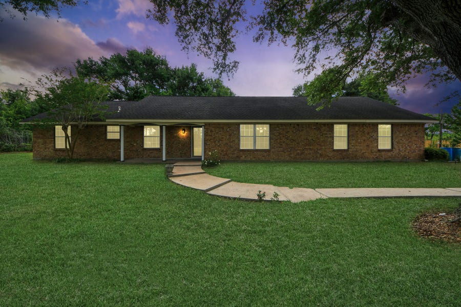 Property photo for 8407 Kirchner Road, Manvel, TX