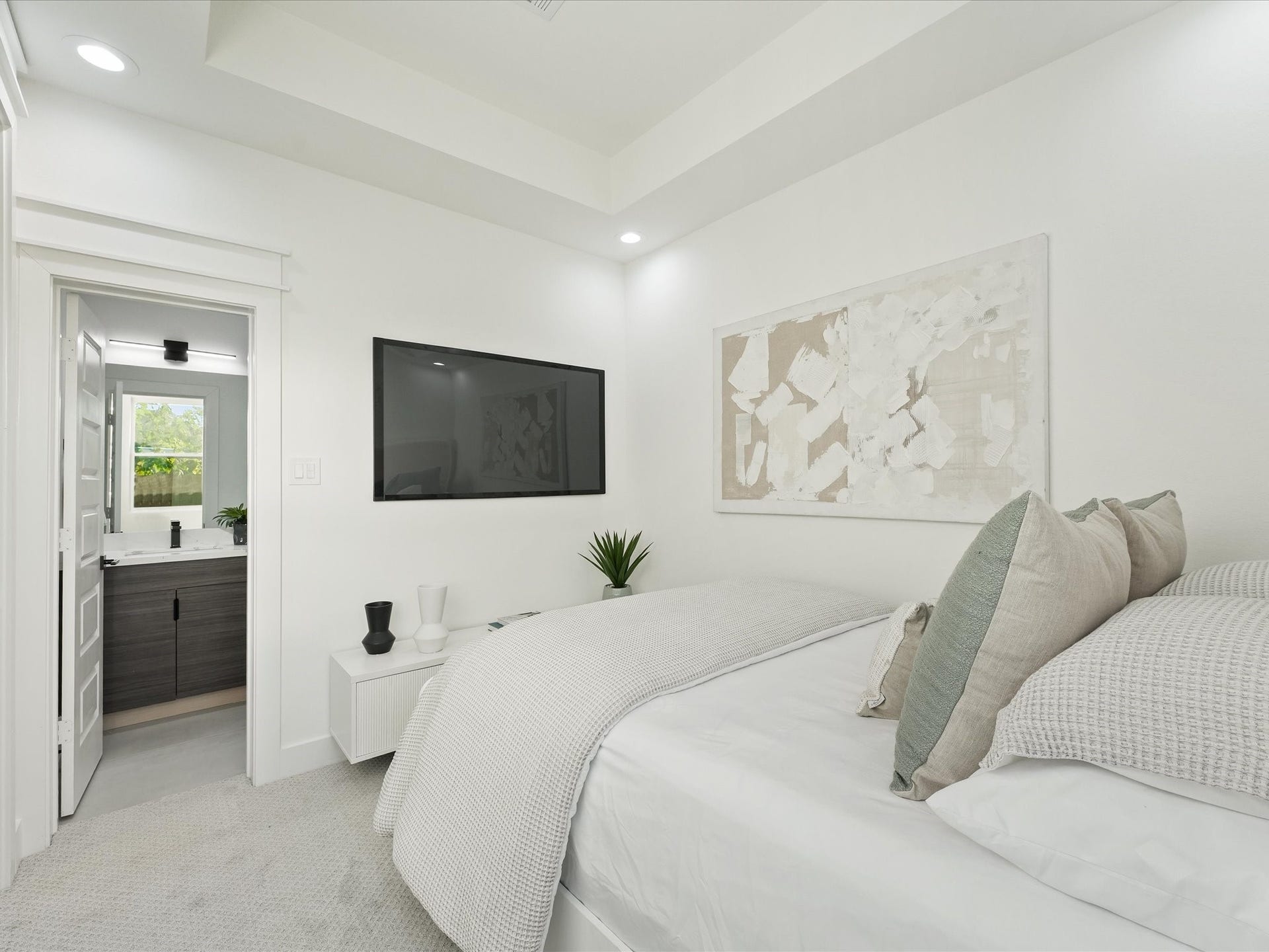 6631 Katarani Drive, Houston, TX 77091 First Floor Bedroom