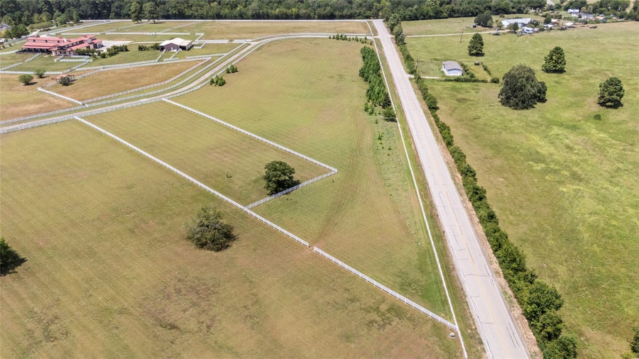 Property photo for 1702 Spring Branch Road, Montgomery, TX