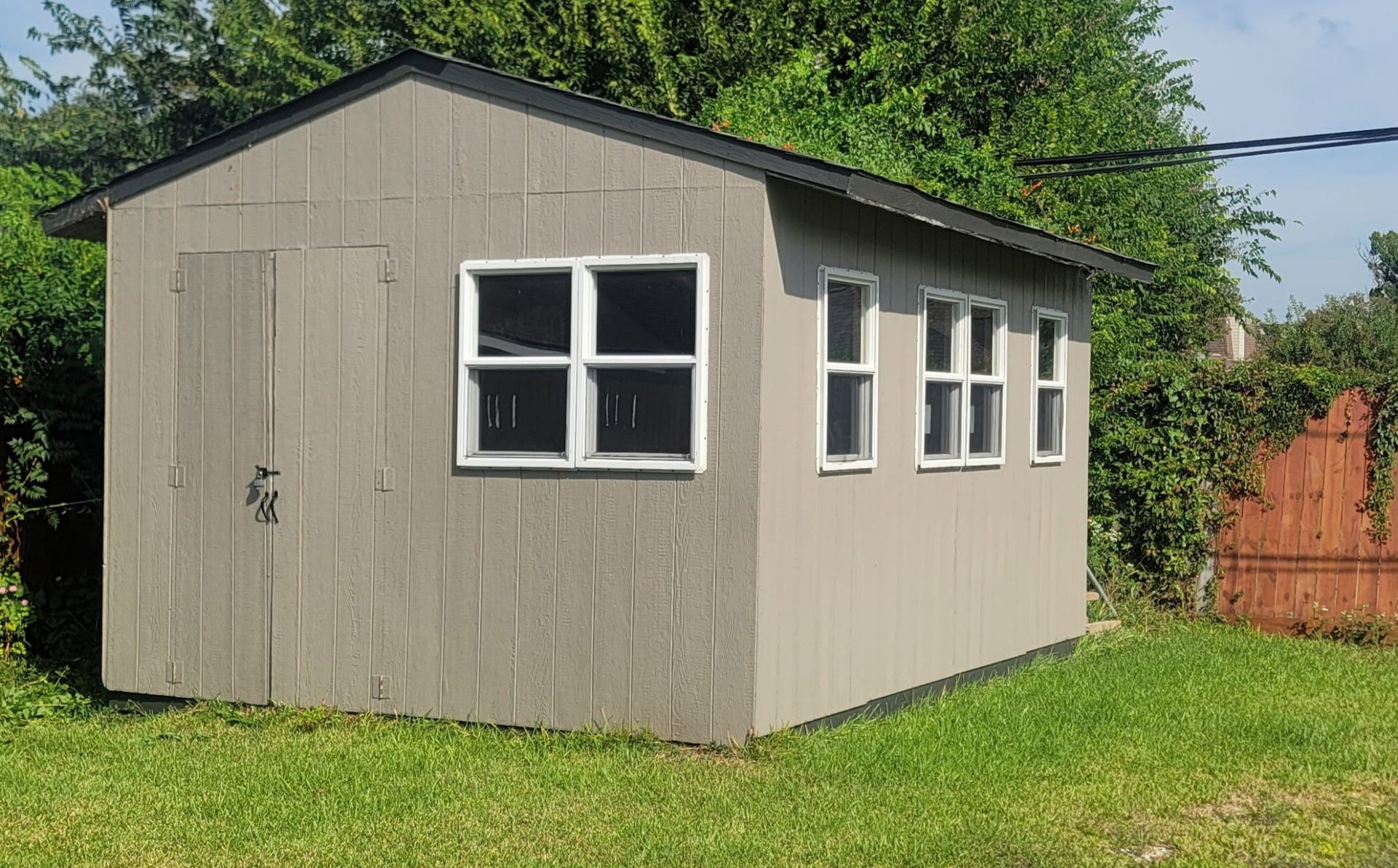 129 Mulberry Street, Lake Jackson, TX 77566