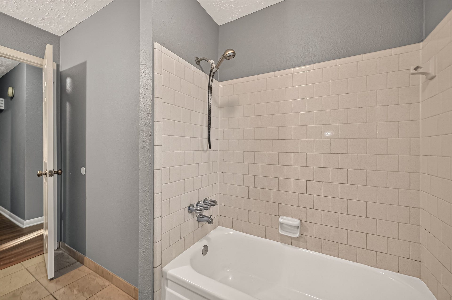 1338 Leadenhall Circle, Channelview, TX 77530 1338 Leadenhall Circle, Channelview, TX 77530