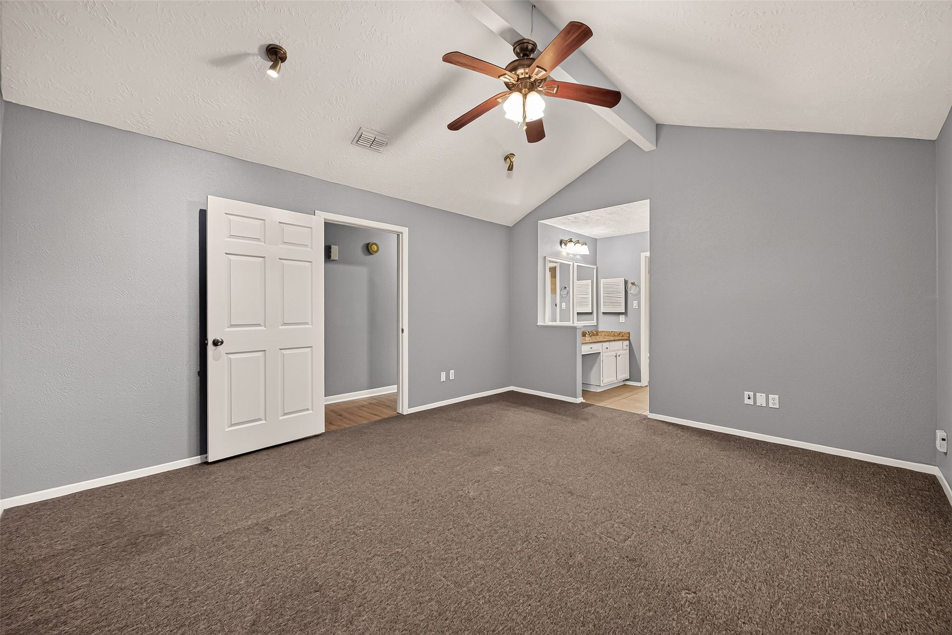 1338 Leadenhall Circle, Channelview, TX 77530 1338 Leadenhall Circle, Channelview, TX 77530