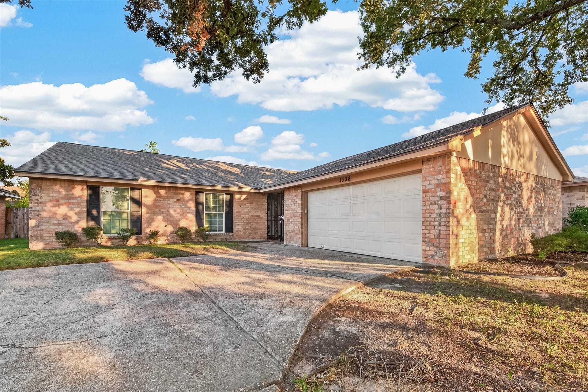 1338 Leadenhall Circle, Channelview, TX 77530 1338 Leadenhall Circle, Channelview, TX 77530