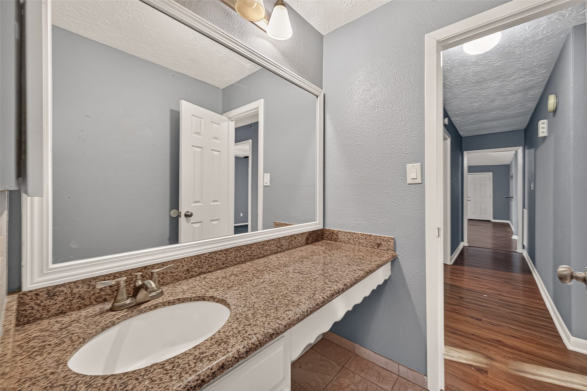 1338 Leadenhall Circle, Channelview, TX 77530 1338 Leadenhall Circle, Channelview, TX 77530