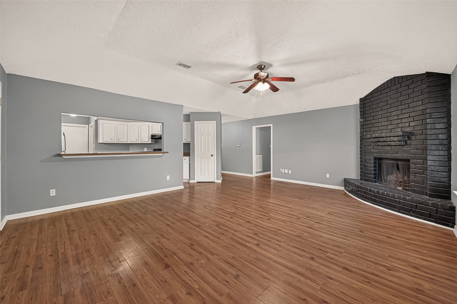 1338 Leadenhall Circle, Channelview, TX 77530 1338 Leadenhall Circle, Channelview, TX 77530