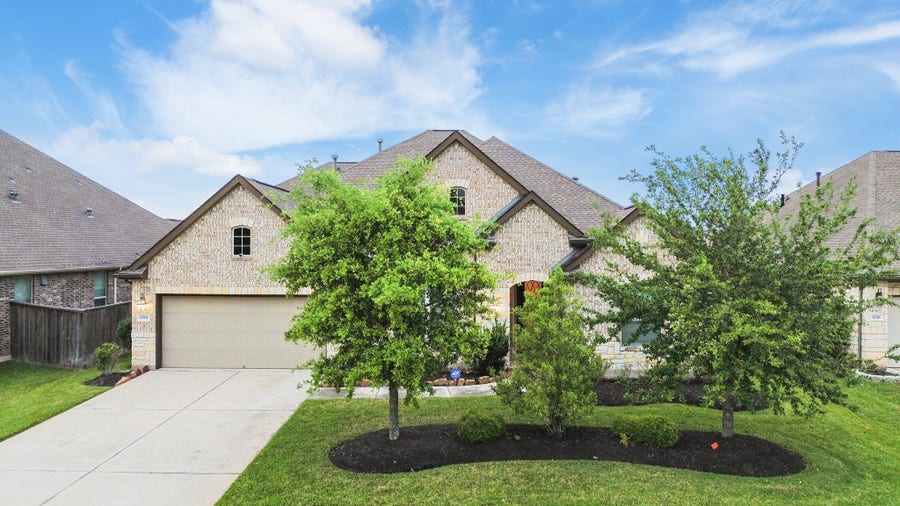 Property photo for 6714 Cottonwood Crest Lane, Katy, TX