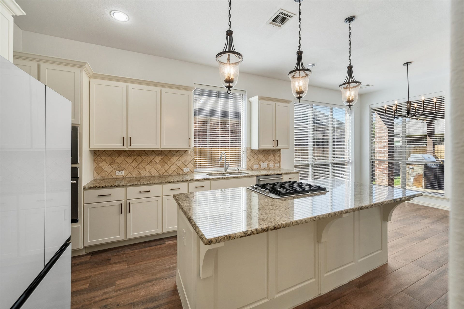 3311 Sunset Field Lane, Missouri City, TX 77459 3311 Sunset Field Lane, Missouri City, TX 77459