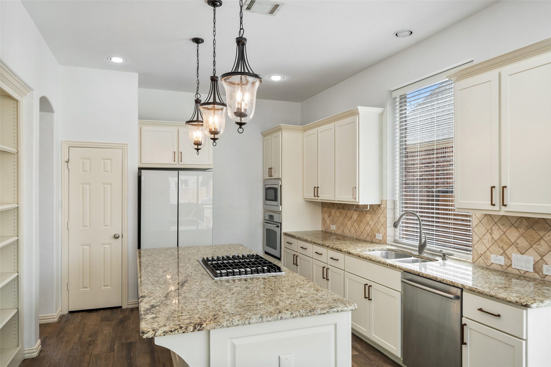 3311 Sunset Field Lane, Missouri City, TX 77459 3311 Sunset Field Lane, Missouri City, TX 77459