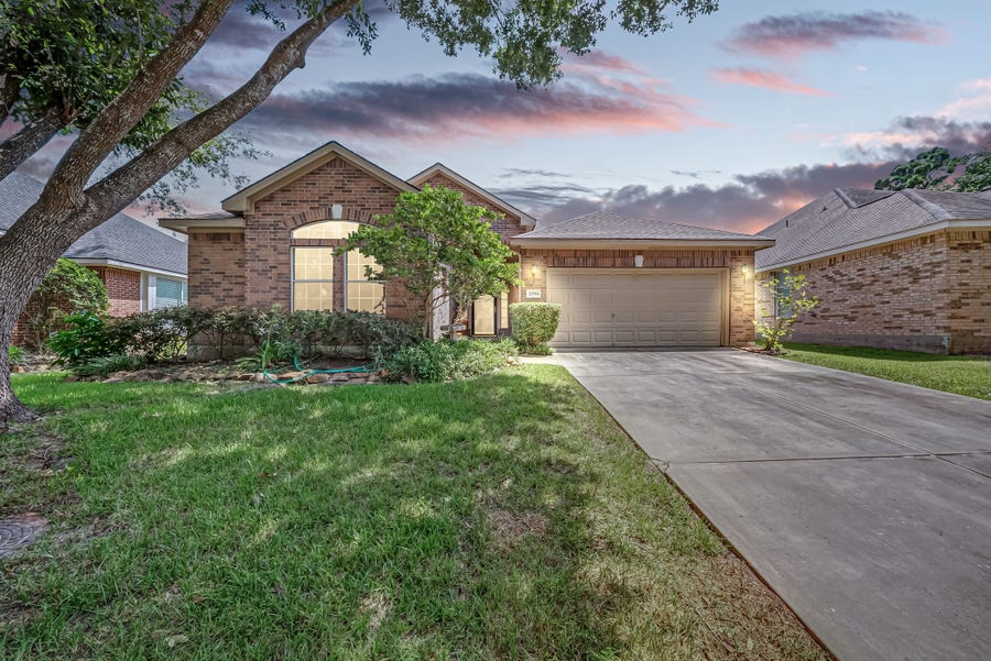 Property photo for 20514 Delta Wood Trail, Humble, TX