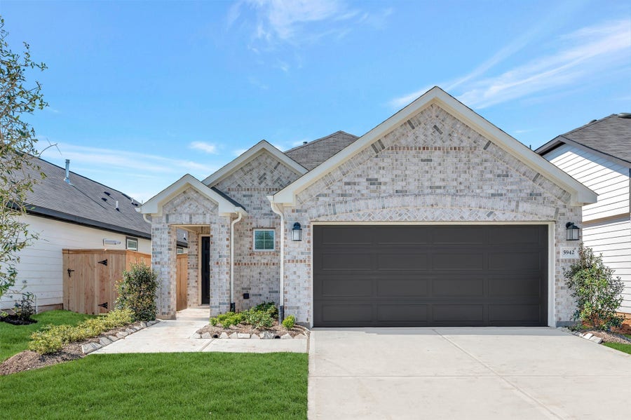 Property photo for 5942 Texas Sun Drive, Fulshear, TX