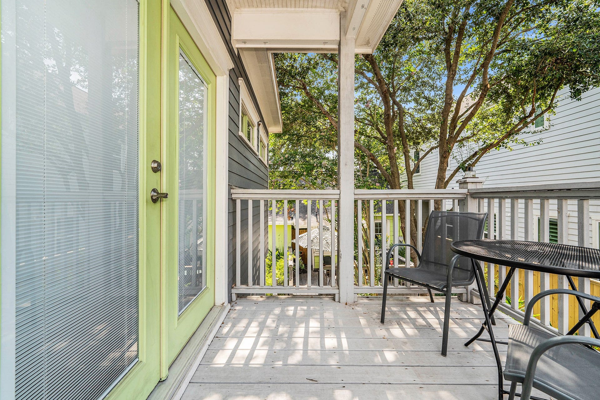 1032 Alexander Street, #A, Houston, TX 77008 Welcome home!