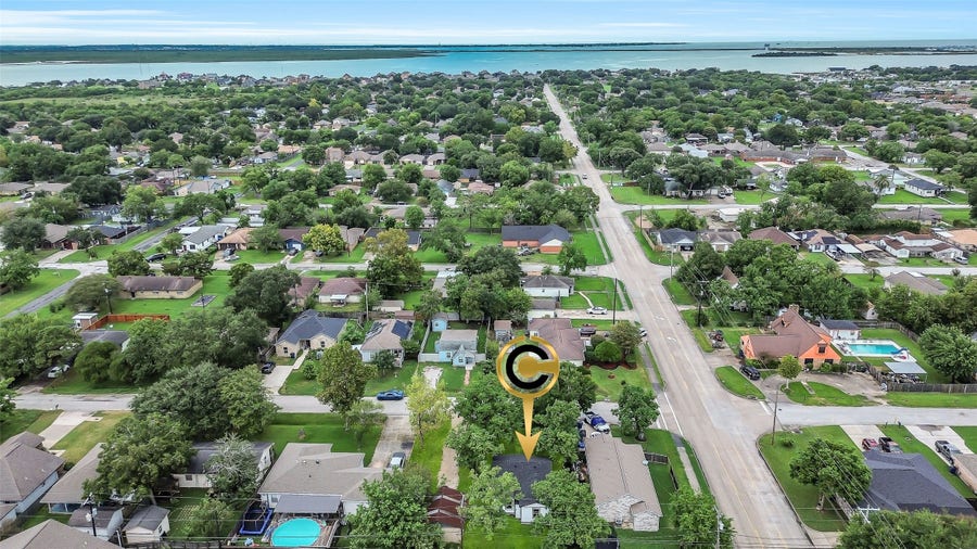 Property photo for 2505 29th Avenue N, Texas City, TX