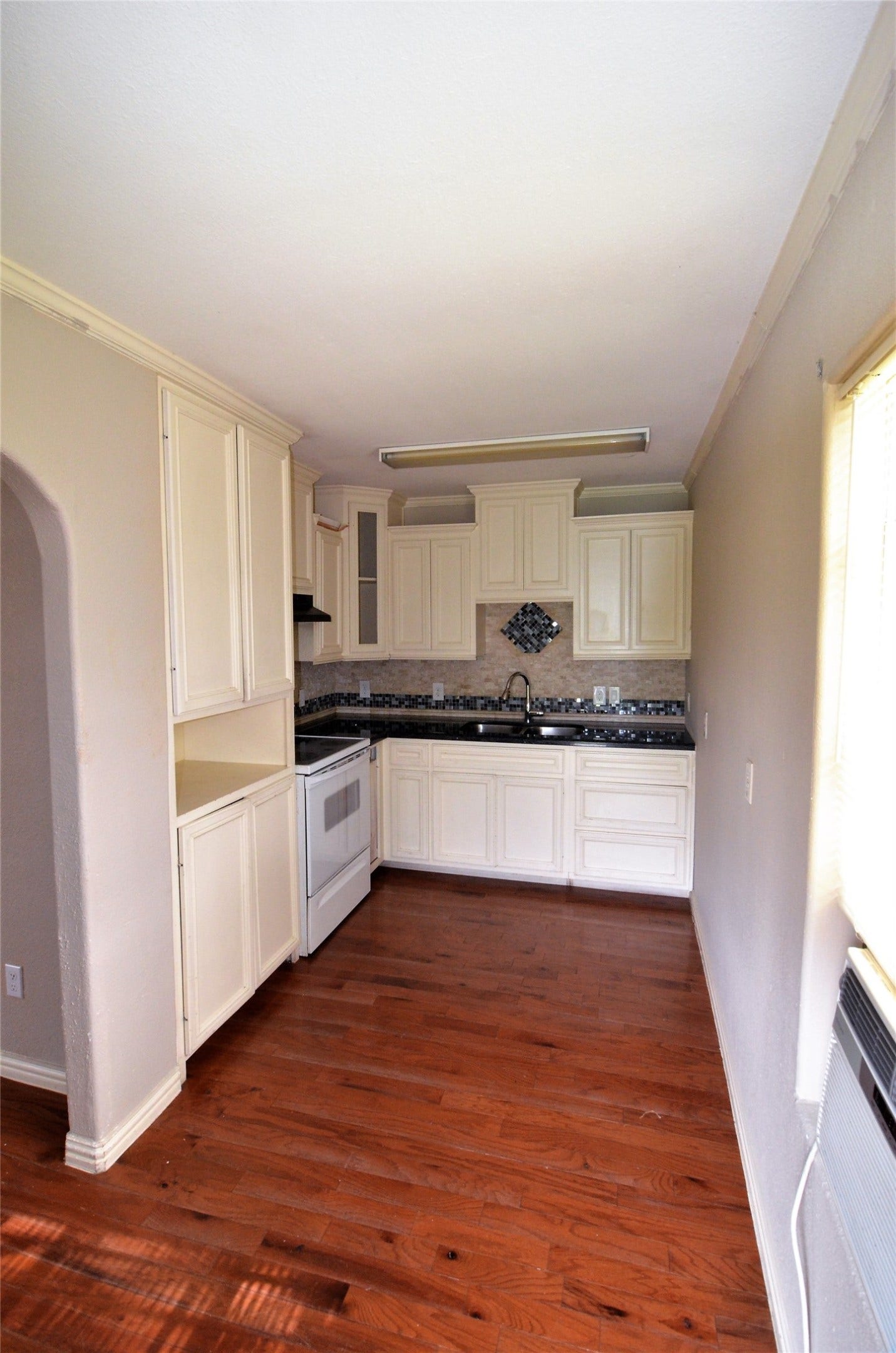 7326 Eagle Pass Street, Houston, TX 77020 7326 Eagle Pass Street, Houston, TX 77020