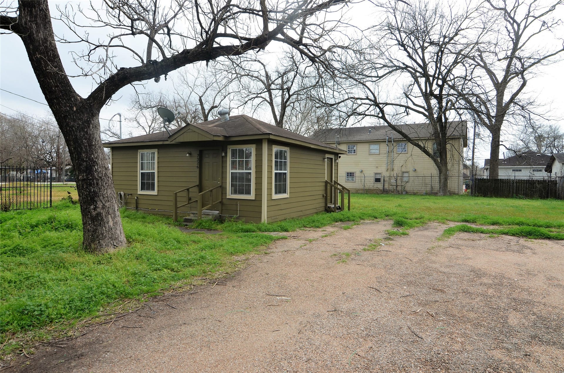 7326 Eagle Pass Street, Houston, TX 77020 7326 Eagle Pass Street, Houston, TX 77020