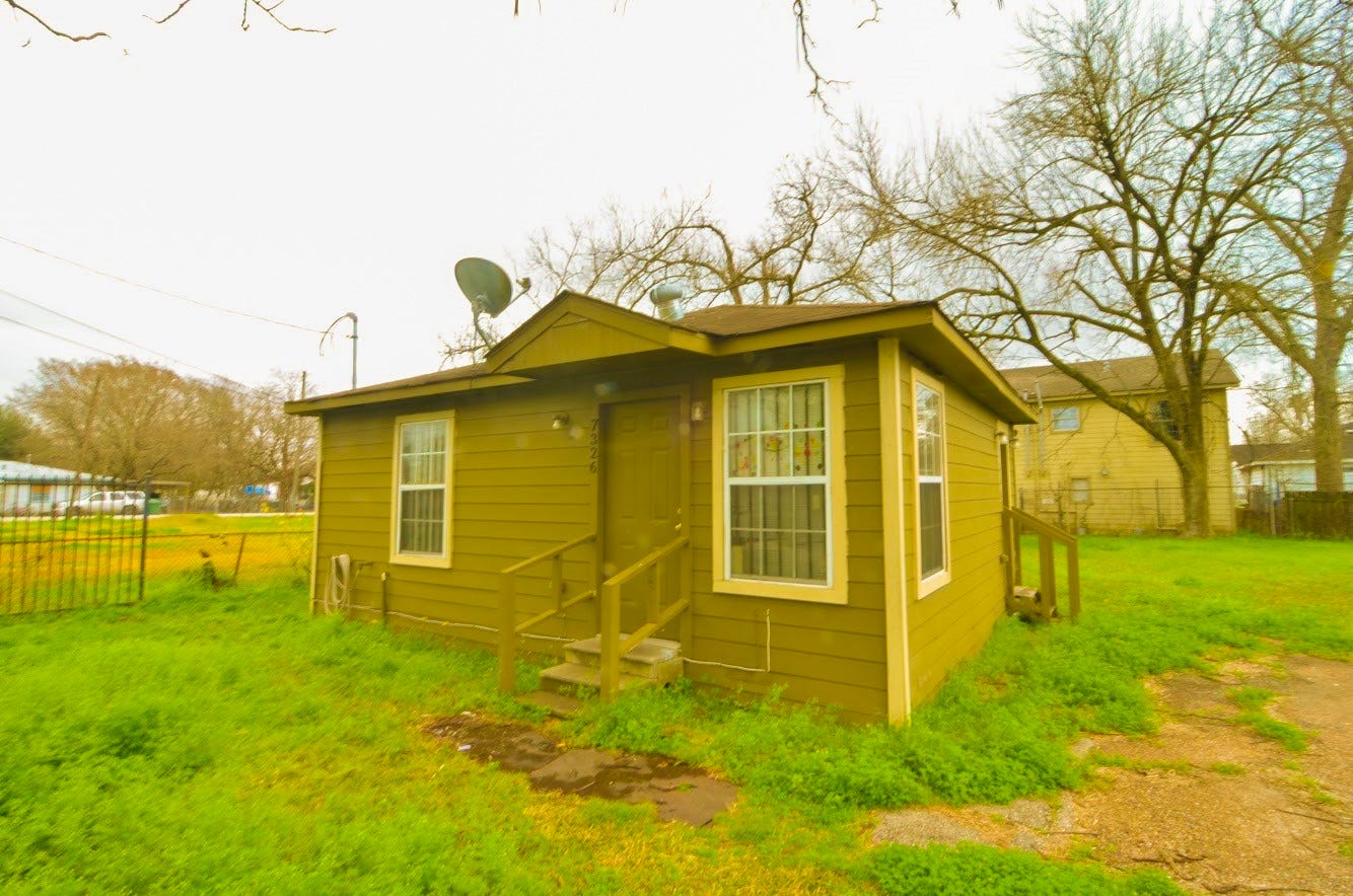 7326 Eagle Pass Street, Houston, TX 77020 7326 Eagle Pass Street, Houston, TX 77020