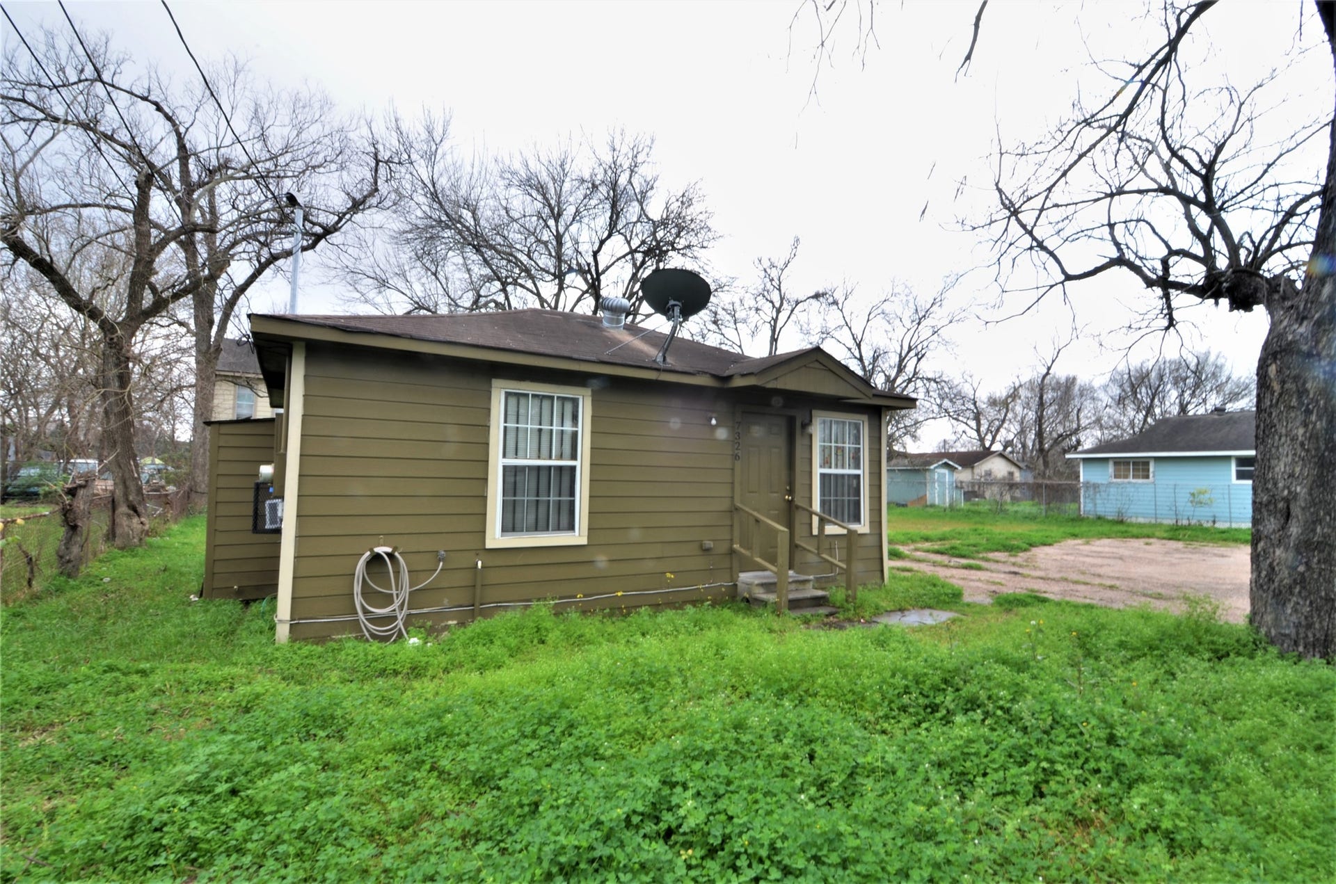 7326 Eagle Pass Street, Houston, TX 77020 7326 Eagle Pass Street, Houston, TX 77020