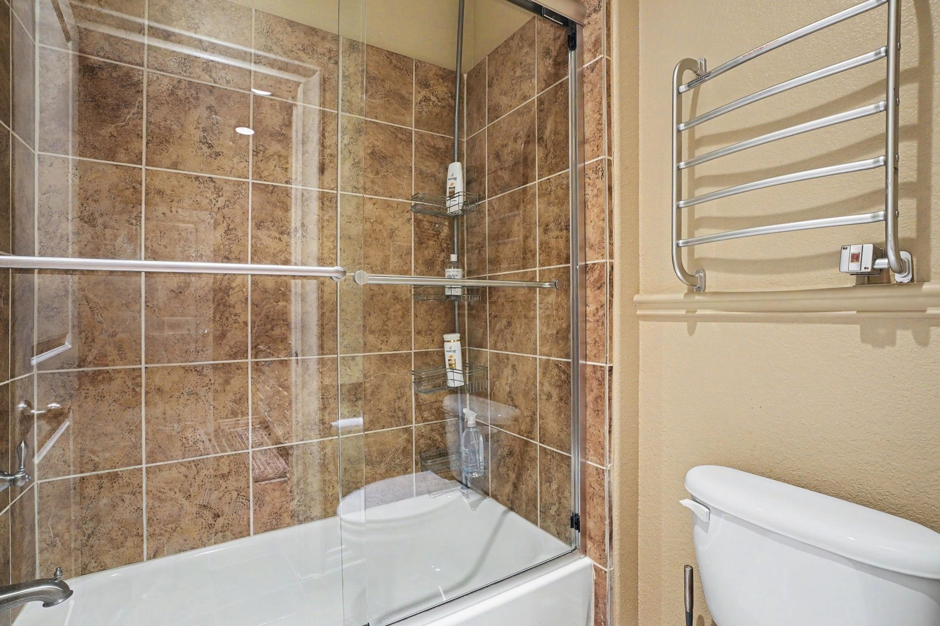13 Laurelwood Drive, Houston, TX 77058 13 Laurelwood Drive, Houston, TX 77058
