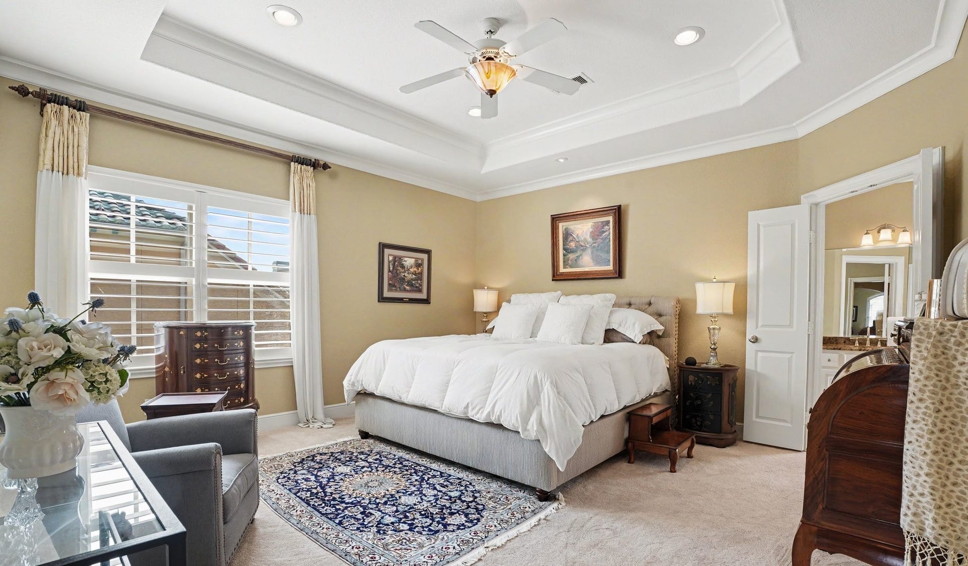 13 Laurelwood Drive, Houston, TX 77058 Primary bedroom third floor